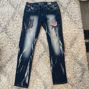 Gorgeous Embroidered‎ Skinny Jeans in Blue